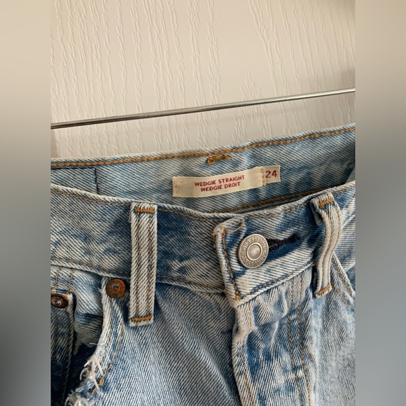 Levi Jeans - Picture 3 of 6